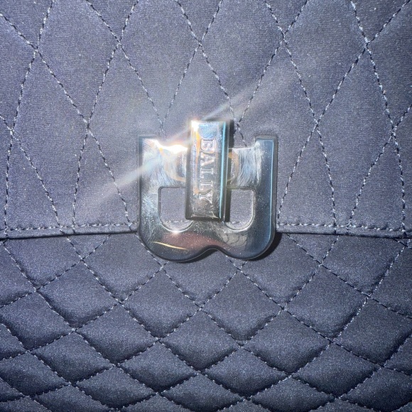 Bally Navy Blue Quilted Shoulder Bag with Turnlock and Teal Leather Trim - Picture 14 of 15